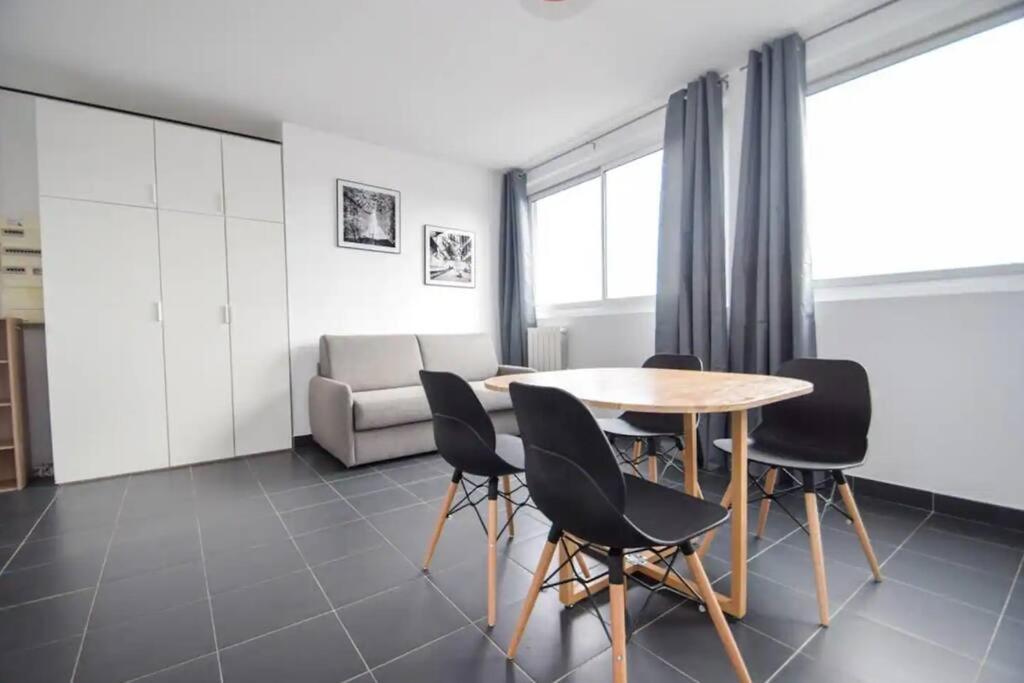 Escale-Marne Fr - 102 - Free Parking - Free Luggage Storage - All Equipped - Linen Included - Washing Machine - 10Mn Walk Metro 8 - Rer A - Panoramic View - From 1 To 4 Guests Maisons-Alfort Buitenkant foto